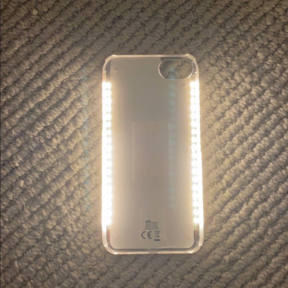 Cheetah print iPhone 7 case - Picture 4 of 5